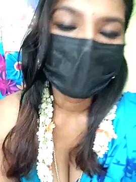 Snapshot of Premalatha_28 chatting on 11.22.25 Premalatha 28 online show from 11.22.25