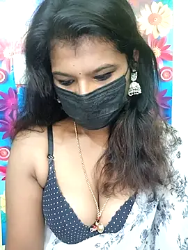 Snapshot of Premalatha_28 chatting on 11.24.25 Premalatha 28 online show from 11.24.25