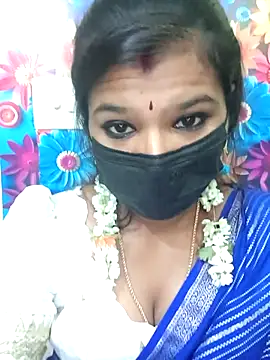 Snapshot of Premalatha_28 chatting on 12.04.25 Premalatha 28 online show from 12.04.25