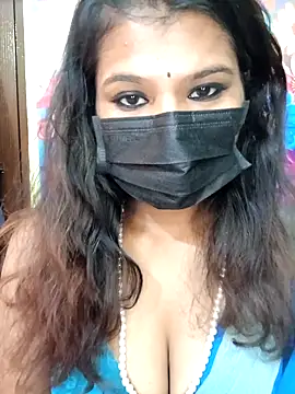 Snapshot of Premalatha_28 chatting on 12.22.25 Premalatha 28 online show from 12.22.25