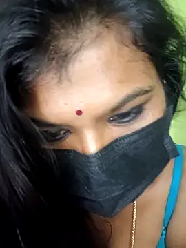 Snapshot of Premalatha_28 chatting on 12.22.25 Premalatha 28 online show from 12.22.25