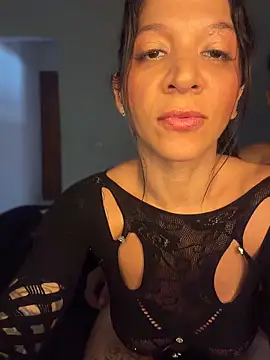 Snapshot of biadominatrix chatting on 05.11.26 biadominatrix online show from 05.11.26