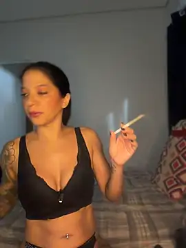 Snapshot of biadominatrix chatting on 05.12.26 biadominatrix online show from 05.12.26