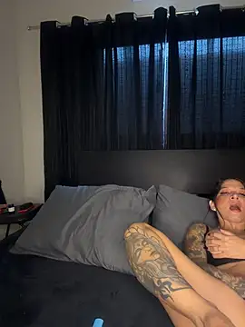 Snapshot of biadominatrix chatting on 05.24.26 biadominatrix online show from 05.24.26