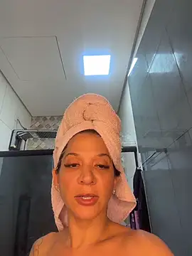 Snapshot of biadominatrix chatting on 05.25.26 biadominatrix online show from 05.25.26