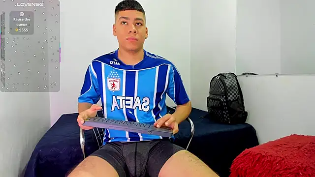 Lucastorrez01 online show from 06.28.26