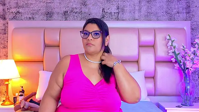 Snapshot of SelennaCooper chatting on 03.05.26 SelennaCooper online show from 03.05.26