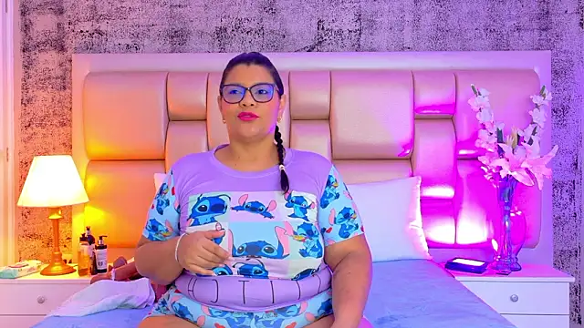 Snapshot of SelennaCooper chatting on 03.15.26 SelennaCooper online show from 03.15.26