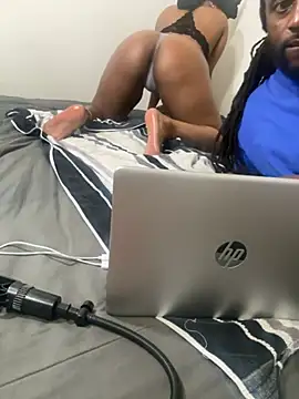 WeekndsOnly online show from 07.12.26