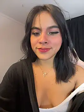 Sophie wyld online show from 12.14.25