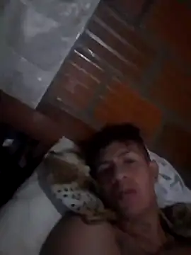 Snapshot of dmnzblay chatting on 11.19.25 dmnzblay online show from 11.19.25