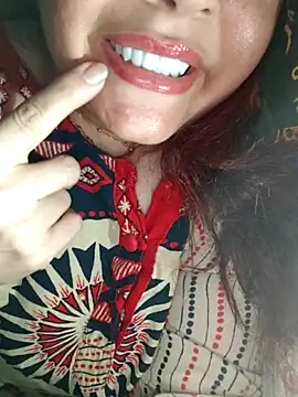 Virginass2000 online show from 11.21.25