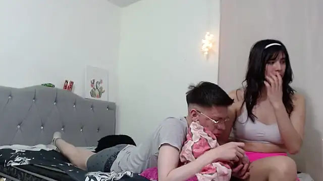 Snapshot of NAOMI-SENSUAL chatting on 12.02.25 NAOMI-SENSUAL online show from 12.02.25