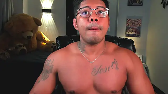 LEONHDZ online show from 11.21.25