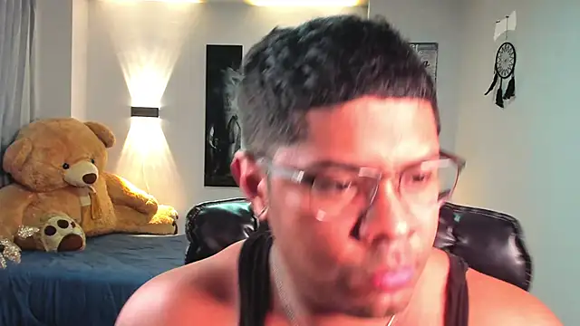 LEONHDZ online show from 11.21.25