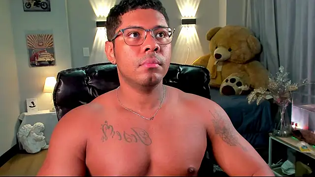 LEONHDZ online show from 11.22.25