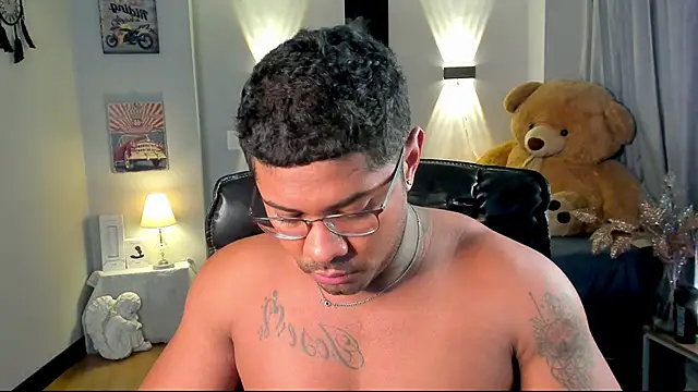 LEONHDZ online show from 11.23.25