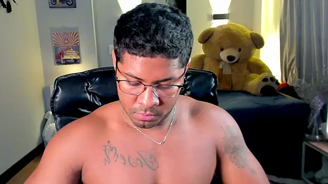 LEONHDZ online show from 11.28.25