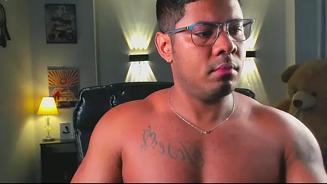 LEONHDZ online show from 12.20.25