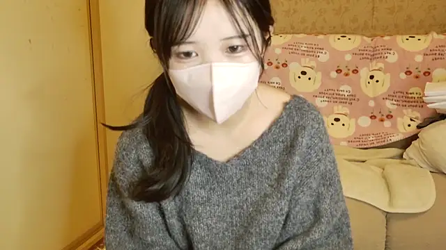 Snapshot of Nemu_chan_ chatting on 12.19.25 Nemu chan online show from 12.19.25