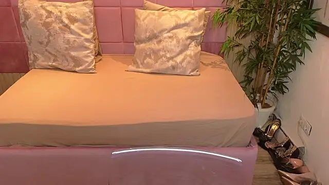 SpicyCarlaXX online show from 03.13.26