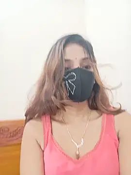 Snapshot of Sexy-Jara1 chatting on 05.20.26 Sexy-Jara1 online show from 05.20.26