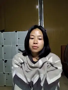 Snapshot of Cat-meow chatting on 12.16.25 Cat-meow online show from 12.16.25