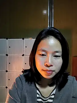 Snapshot of Cat-meow chatting on 01.13.26 Cat-meow online show from 01.13.26