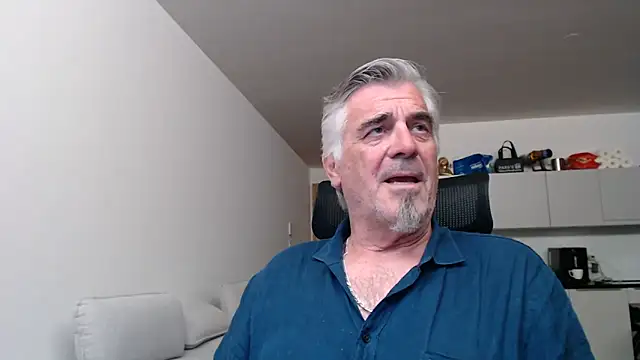 Buidapest online show from 05.03.26