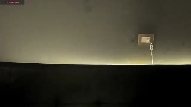 Snapshot of Angel-umbra chatting on 11.26.25 Angel-umbra online show from 11.26.25