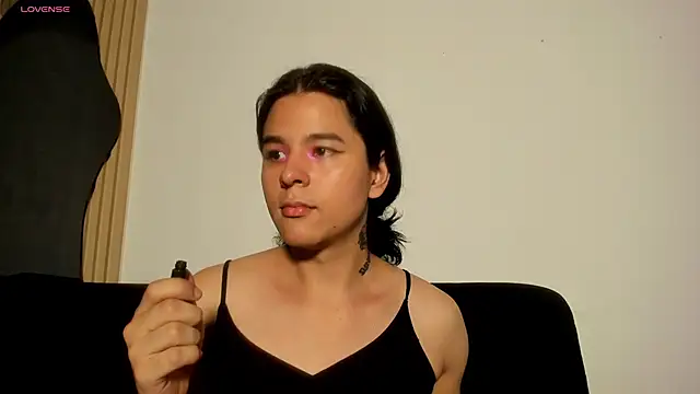 Snapshot of Angel-umbra chatting on 12.03.25 Angel-umbra online show from 12.03.25