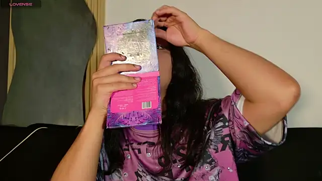 Snapshot of Angel-umbra chatting on 01.11.26 Angel-umbra online show from 01.11.26