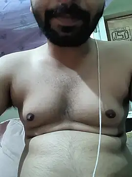 Snapshot of hunterr1593 chatting on 06.21.26 hunterr1593 online show from 06.21.26