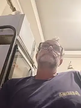 Snapshot of nard53 chatting on 05.14.26 nard53 online show from 05.14.26
