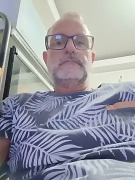 Snapshot of nard53 chatting on 06.05.26 nard53 online show from 06.05.26