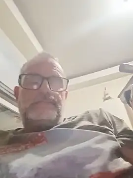 Snapshot of nard53 chatting on 06.08.26 nard53 online show from 06.08.26