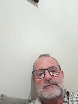 Snapshot of nard53 chatting on 06.10.26 nard53 online show from 06.10.26