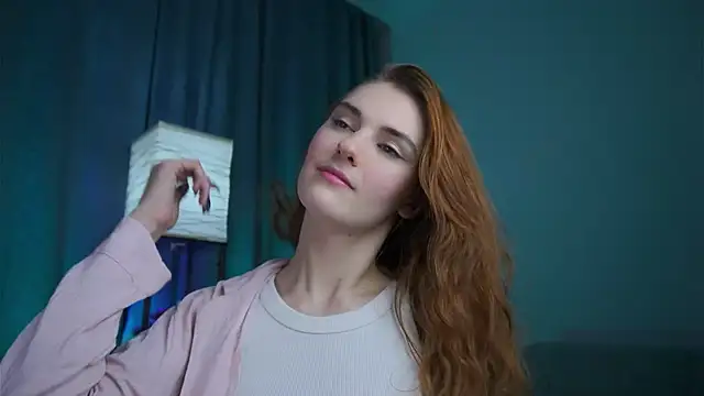 Snapshot of foxy_cute4you chatting on 12.13.25 foxy cute4you online show from 12.13.25