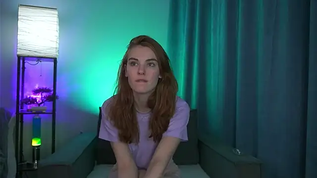 Snapshot of foxy_cute4you chatting on 02.13.26 foxy cute4you online show from 02.13.26