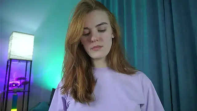 Snapshot of foxy_cute4you chatting on 02.19.26 foxy cute4you online show from 02.19.26