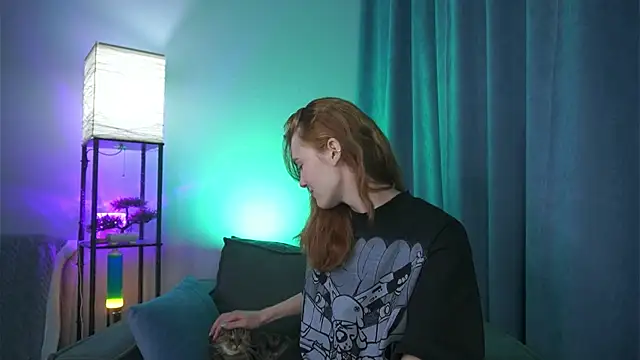 Snapshot of foxy_cute4you chatting on 03.06.26 foxy cute4you online show from 03.06.26