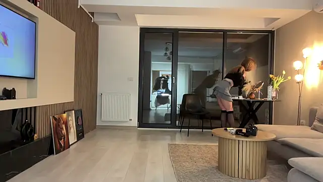 Jolienne online show from 02.27.26