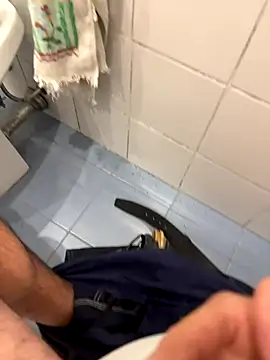 Snapshot of marc8876 chatting on 11.20.25 marc8876 online show from 11.20.25