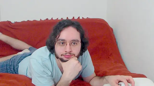 Snapshot of eren_jaeger2000 chatting on 11.20.25 eren jaeger2000 online show from 11.20.25