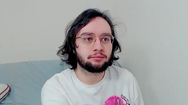 Snapshot of eren_jaeger2000 chatting on 01.15.26 eren jaeger2000 online show from 01.15.26