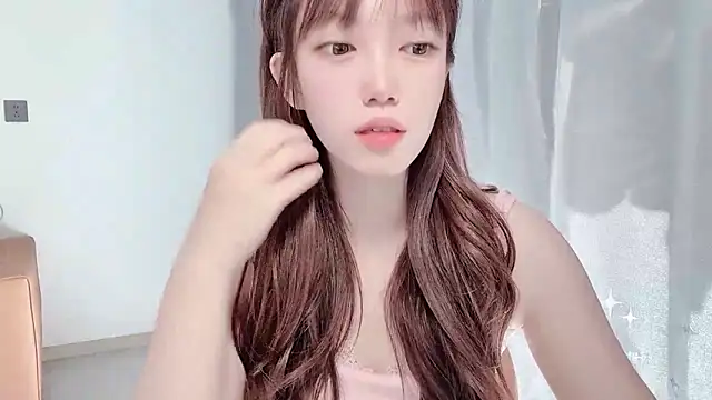 Snapshot of yuyayayu chatting on 12.04.25 yuyayayu online show from 12.04.25