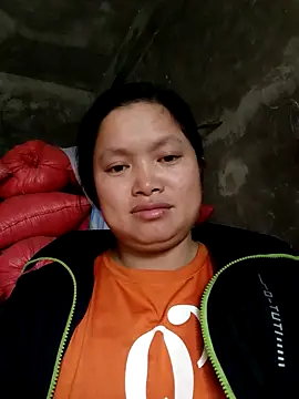 Snapshot of Ava-120 chatting on 12.17.25 Ava-120 online show from 12.17.25