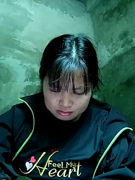 Snapshot of Ava-120 chatting on 01.10.26 Ava-120 online show from 01.10.26