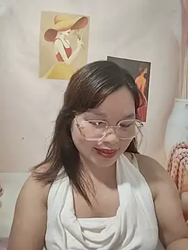 Snapshot of Cover-baa chatting on 07.26.26 Cover-baa online show from 07.26.26