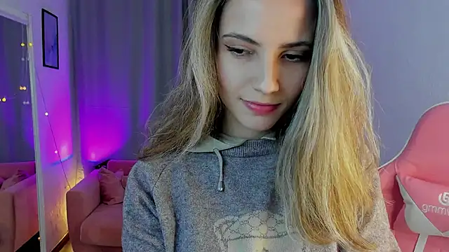 Snapshot of amelia_meili chatting on 11.21.25 amelia meili online show from 11.21.25